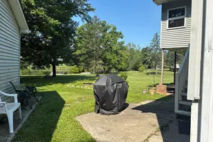 2639 Lakeshore Dr, Sciota, PA 18354 - Photo 8
