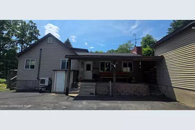  135 Little Creek Lane, East Stroudsburg, PA 18301 - Photo 2