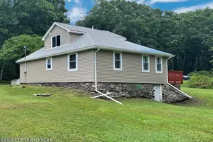 199 Hardytown Rd, Cresco, PA 18326 - Photo 2