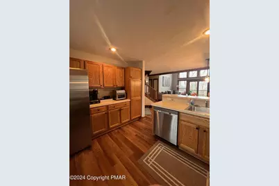  451 Maple Court, Tannersville, PA 18372 - Photo 8