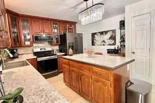 126 Talon Dr, Tannersville, PA 18372 - Photo 18