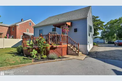  132 E Landis Street, Coopersburg, PA 18036 - Photo 56