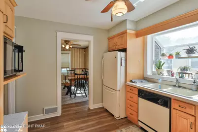  132 E Landis Street, Coopersburg, PA 18036 - Photo 22