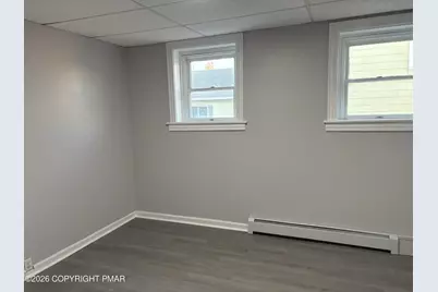  404 Mahoning Street #Apt 2, Lehighton, PA 18235 - Photo 4