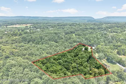  261 Schipps Lane, Mount Bethel, PA 18343 - Photo 8