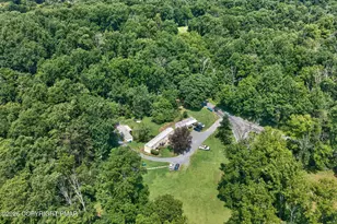 261 Schipps Ln, Mount Bethel, PA 18343 - Photo 14