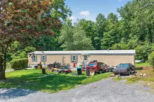 261 Schipps Ln, Mount Bethel, PA 18343 - Photo 24