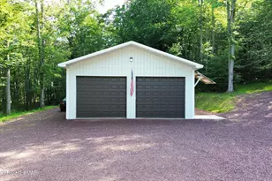 1300 Beaupland Rd, Bear Creek, PA 18602 - Photo 10