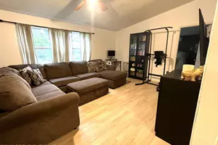 2215 Yellowstone Dr, Blakeslee, PA 18610 - Photo 10