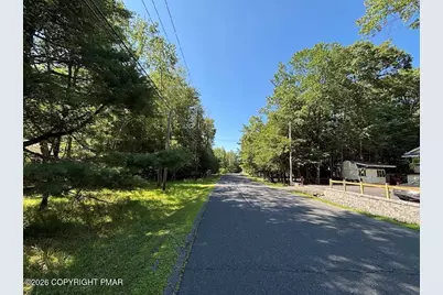  341 Hemlock (Scotch Pine Dr) Drive, Pocono Summit, PA 18346 - Photo 8