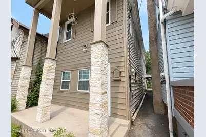  215 W Market Street, Williamstown, PA 17098 - Photo 2