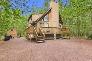 228 Choctaw Dr, Pocono Lake, PA 18347 - Photo 1