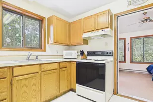 228 Choctaw Dr, Pocono Lake, PA 18347 - Photo 14