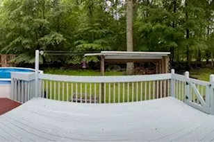 183 Holly Rd, East Stroudsburg, PA 18302 - Photo 6