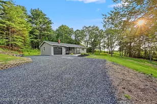 70 Black Bear Cir, Kunkletown, PA 18058 - Photo 2