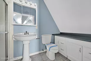 315 S Centre St, Pottsville, PA 17901 - Photo 44