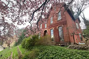 315 S Centre St, Pottsville, PA 17901 - Photo 1