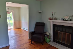 16 Spring Lake Dr, East Stroudsburg, PA 18301 - Photo 6