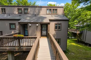 26 Middle Village Way, Tannersville, PA 18372 - Photo 2