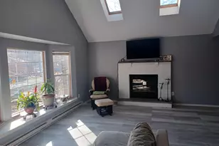 1147 Hunters Woods Dr, East Stroudsburg, PA 18301 - Photo 4