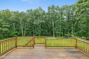 2210 S Rocky Mountain Dr, Effort, PA 18330 - Photo 22