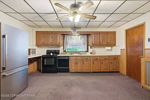 80 E Mill St, Nesquehoning, PA 18240 - Photo 16