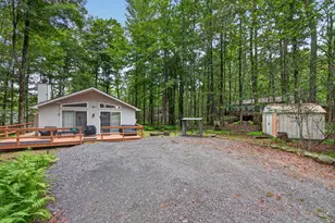 186 Wyomissing Dr, Pocono Lake, PA 18347 - Photo 2