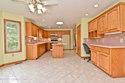  182 Frantz Road, Stroudsburg, PA 18360 - Photo 10