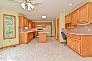 182 Frantz Rd, Stroudsburg, PA 18360 - Photo 10