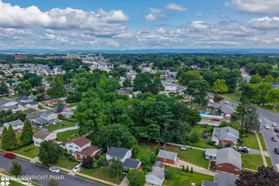  918 Bradford Street, Bethlehem, PA 18018 - Photo 2