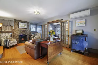  55 Center Avenue, Mount Pocono, PA 18344 - Photo 2