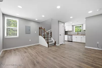  5894 Pennsylvania 191, Cresco, PA 18326 - Photo 16
