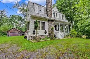 239 Meadowside Rd, Mount Pocono, PA 18344 - Photo 2