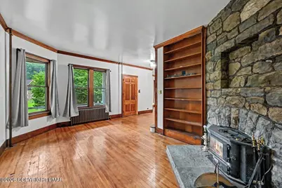  239 Meadowside Road, Mount Pocono, PA 18344 - Photo 14