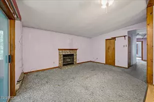 1191 Bluebird Ln, Bushkill, PA 18324 - Photo 2