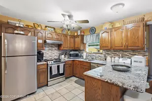 132 Colt Pl, Tobyhanna, PA 18466 - Photo 16