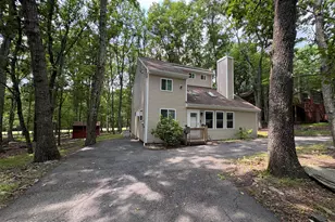 319 Hyland Dr, East Stroudsburg, PA 18301 - Photo 2