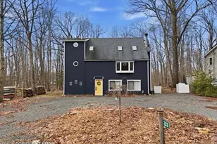 292 Paxinos Dr, Pocono Lake, PA 18347 - Photo 12