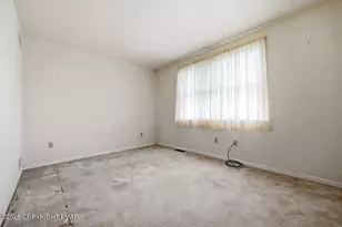 229 Delaware Ave, Wind Gap, PA 18091 - Photo 62