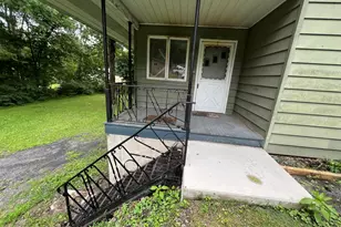 4526 Springdale Ln, Stroudsburg, PA 18360 - Photo 8