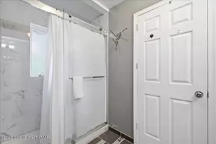 328 Fernwood Dr, East Stroudsburg, PA 18301 - Photo 36