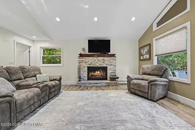  5215 Pioneer Trail, Pocono Pines, PA 18350 - Photo 2