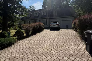 174 Pasquin Dr, East Stroudsburg, PA 18301 - Photo 2