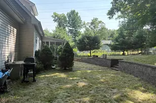 174 Pasquin Dr, East Stroudsburg, PA 18301 - Photo 4