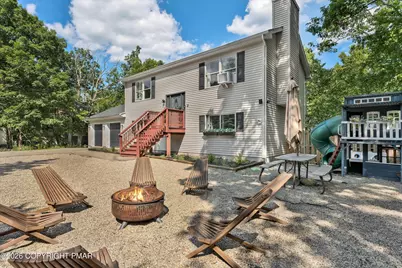  2083 Scarborough Way, Bushkill, PA 18324 - Photo 1