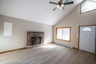 9640 Stony Hollow Dr, Tobyhanna, PA 18466 - Photo 6
