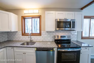  9640 Stony Hollow Drive, Tobyhanna, PA 18466 - Photo 10