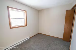 9640 Stony Hollow Dr, Tobyhanna, PA 18466 - Photo 16