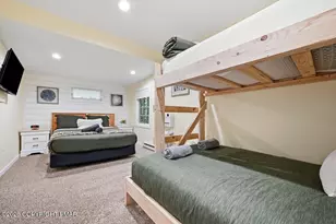 347 Clubhouse Dr, East Stroudsburg, PA 18302 - Photo 34