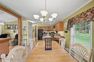 160 Ginsburg Cir, Albrightsville, PA 18210 - Photo 18